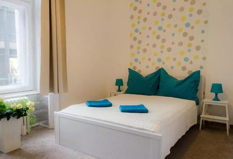 ペンション Elisa S Guesthouse