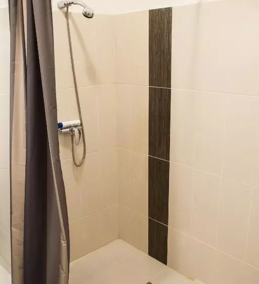 ペンション Elisa S Guesthouse