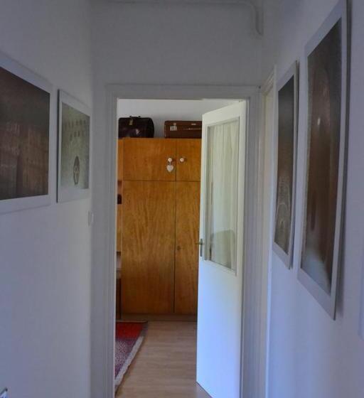 펜션 Farkaskő Vendégház