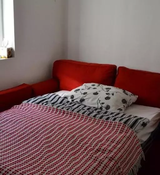 ペンション Farkaskő Vendégház