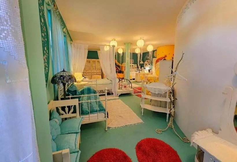 پانسیون Fehér Tulipán Apartman