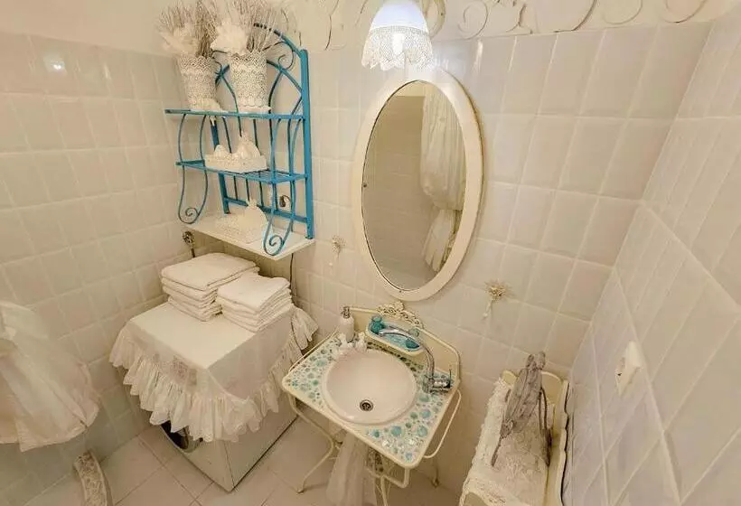 پانسیون Fehér Tulipán Apartman
