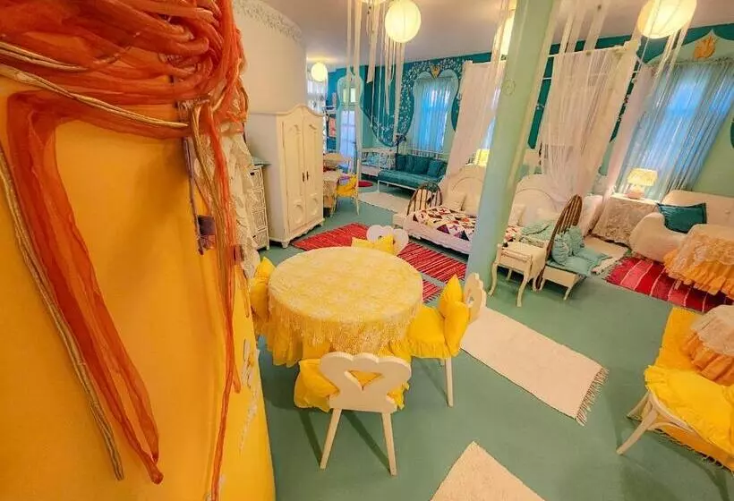 پانسیون Fehér Tulipán Apartman