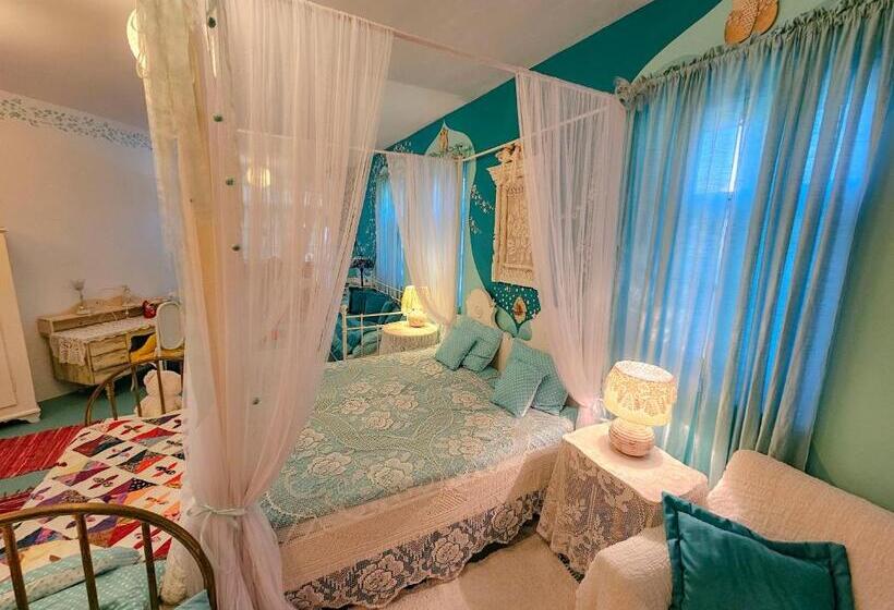 ペンション Fehér Tulipán Apartman