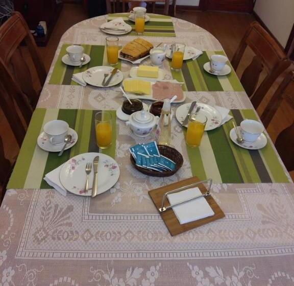 پانسیون La Casa Guesthouse