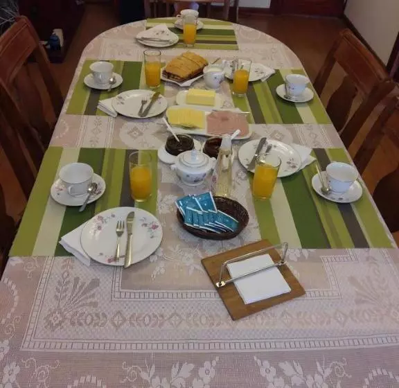 Majatalo La Casa Guesthouse