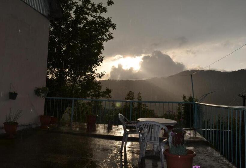 پانسیون Sweet Home