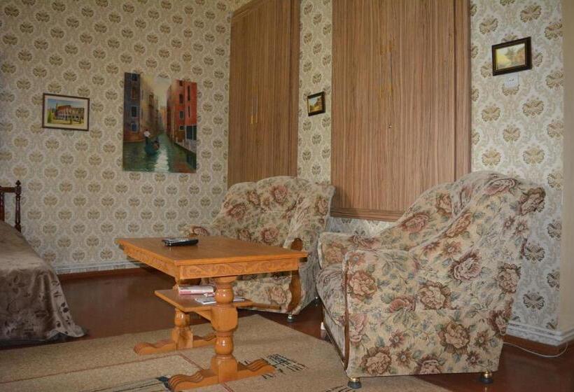 پانسیون Sweet Home