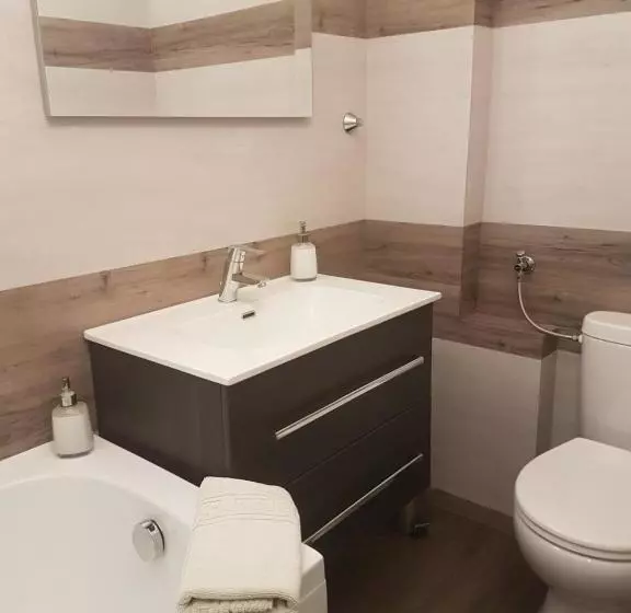 Majatalo Tópart Apartman