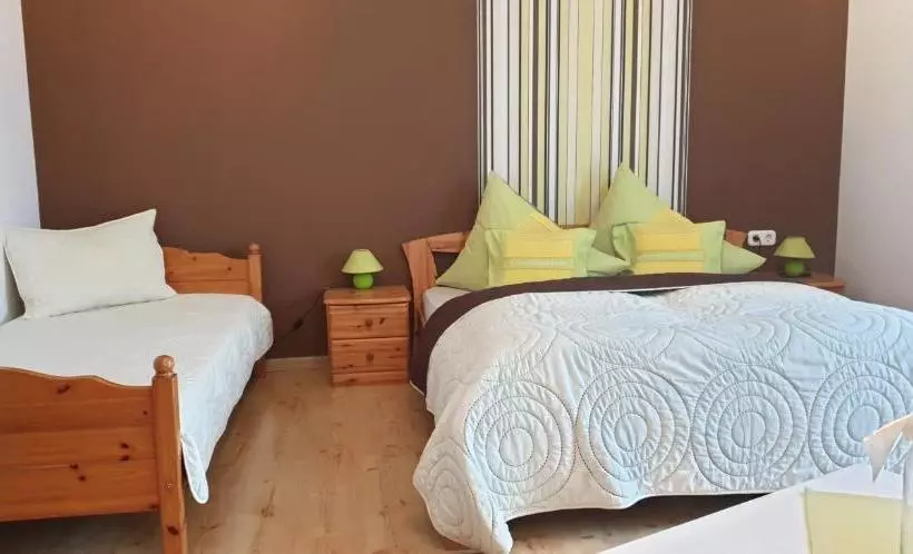 Majatalo Tópart Apartman