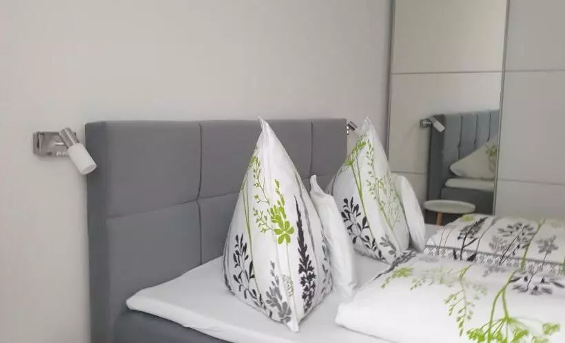 Majatalo Tópart Apartman