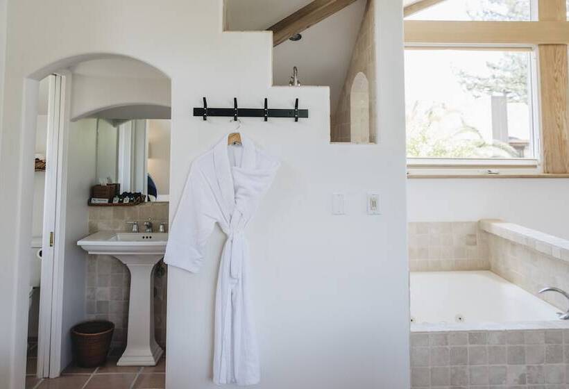 فندق صغير Cottage Inn & Spa