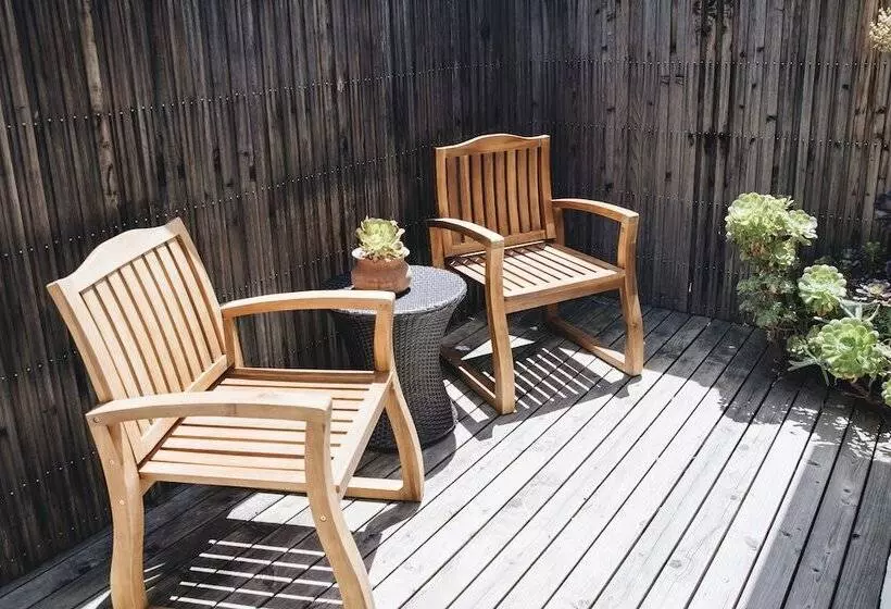 Retkeilymaja Cottage Inn & Spa