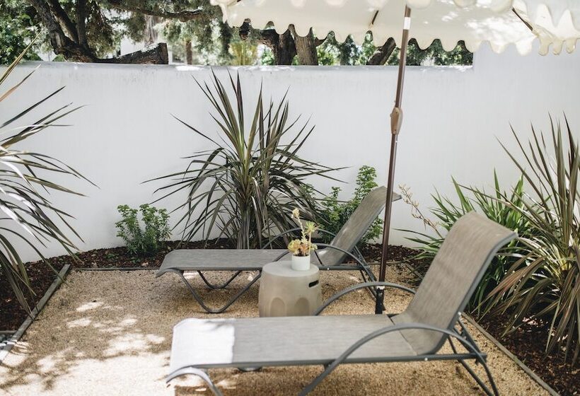 فندق صغير Cottage Inn & Spa