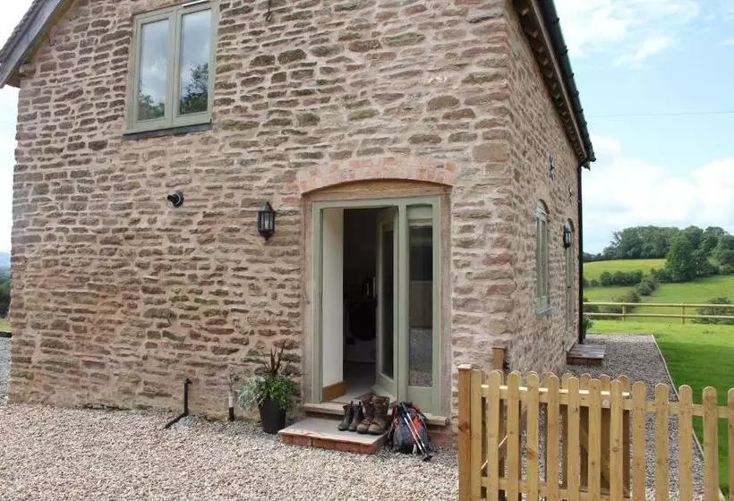 هتل Hopeend Holidays Cottage