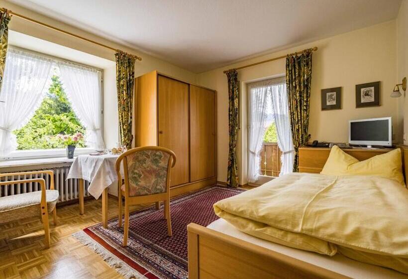 Majatalo Gästehaus Christa Mauerer