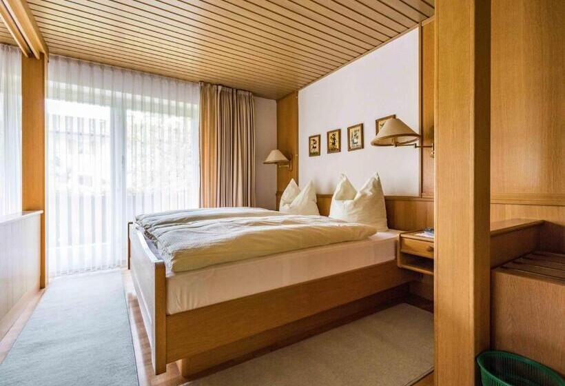 Majatalo Gästehaus Christa Mauerer