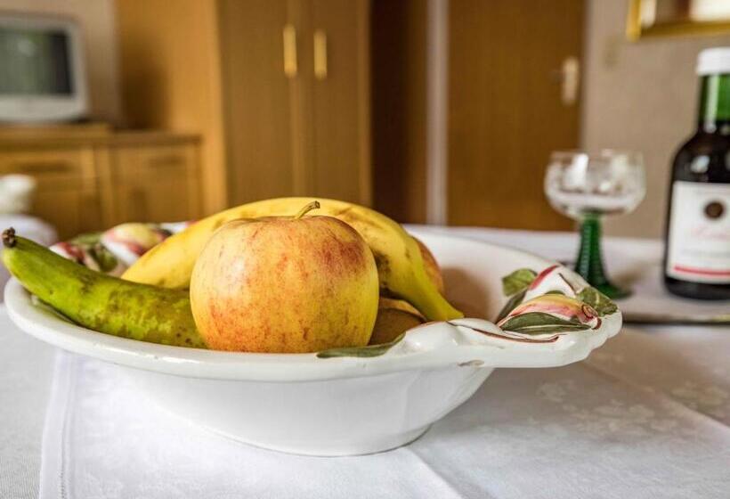 Majatalo Gästehaus Christa Mauerer