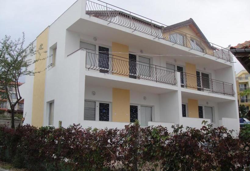 Пансион Guest House Evin Rai