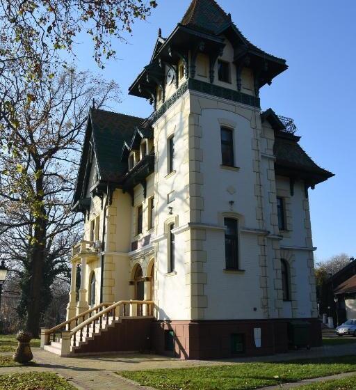 پانسیون Guest House Vila Lujza