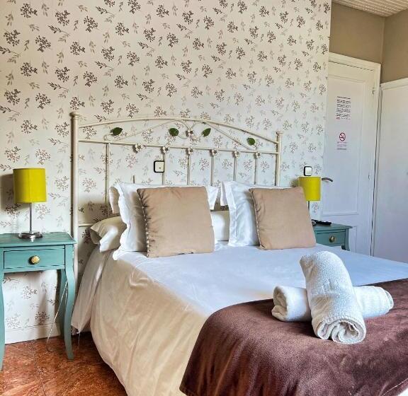 پانسیون Hospedaje Javier Alojateisla