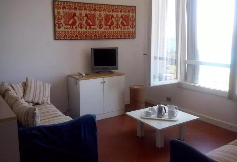 Rocca Ruja Vip