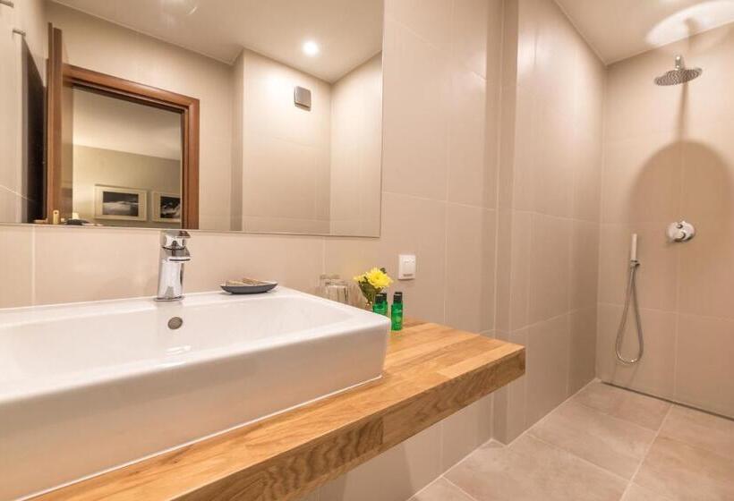 White Lavina Ski, Bike, Hike