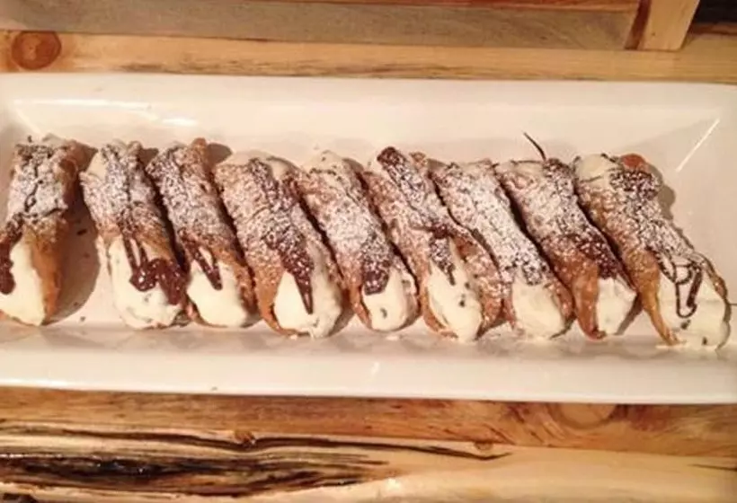 Hotelli The Black Mountain Lodge