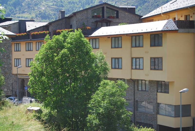 Apartaments Del Meligar