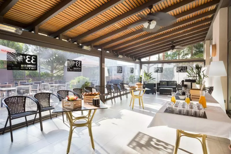 Отель Abba Garden