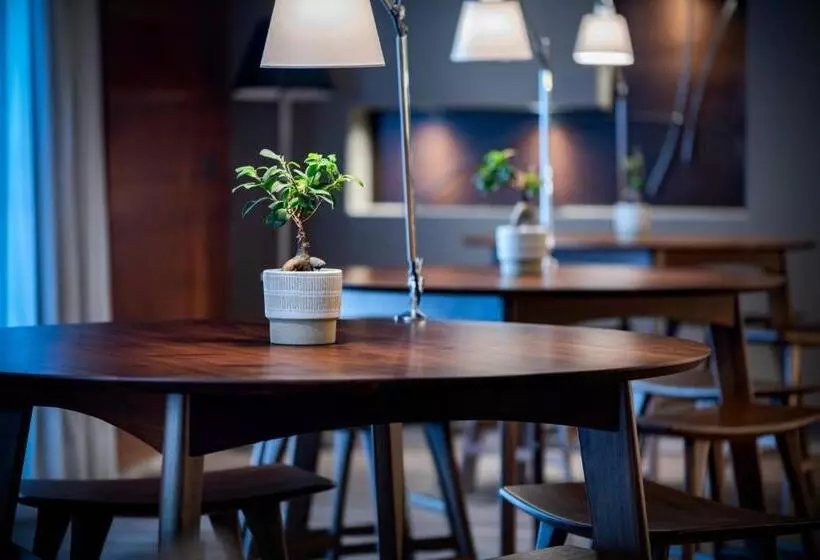 Ac Hotel Badajoz By Marriott