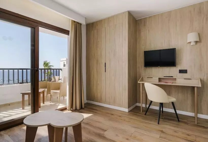 هتل Alua Suites Las Rocas