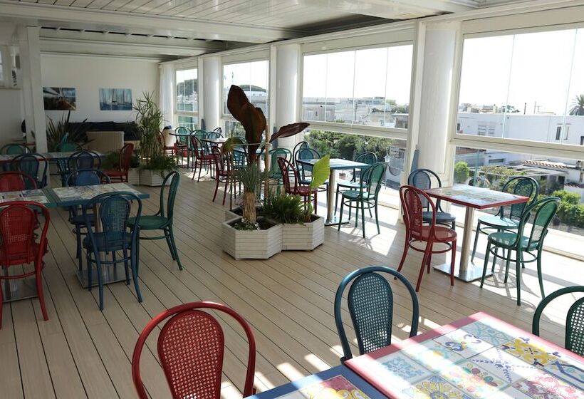 هتل Capri Bougainville