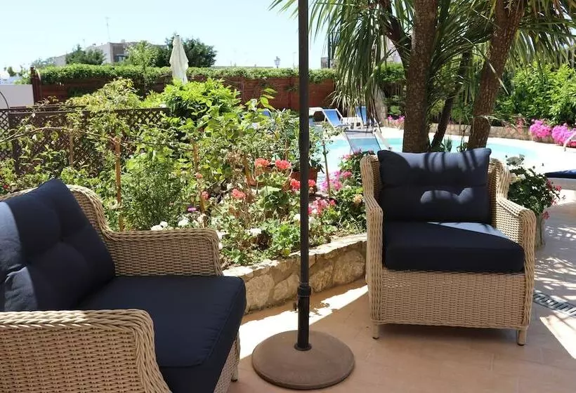 فندق Capri Bougainville