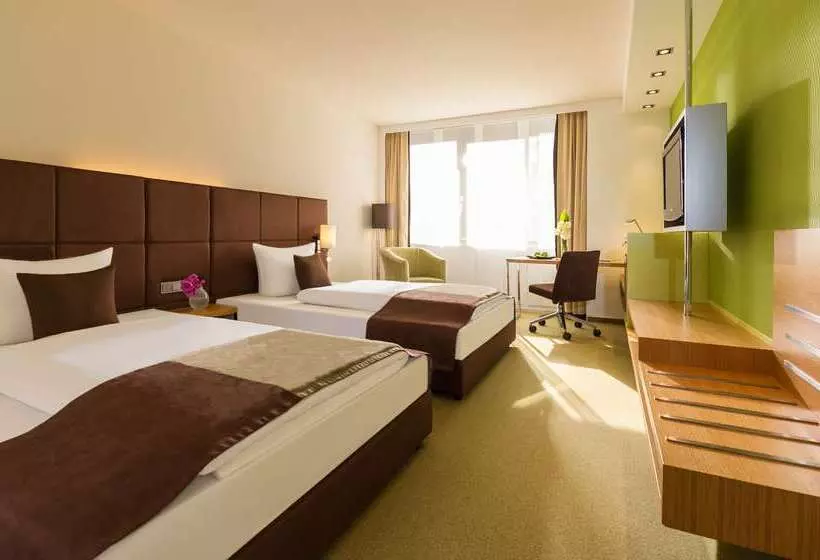 Отель Dorint Main Taunus Zentrum Frankfurt Sulzbach