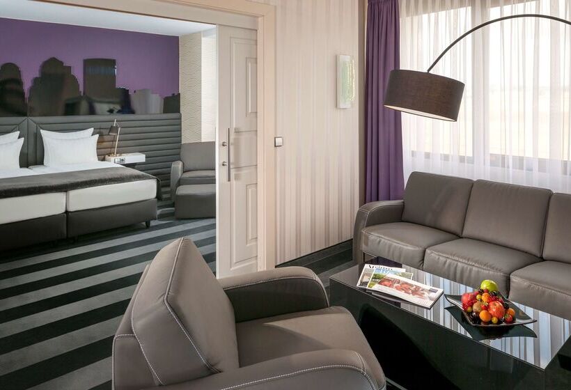 Hotelli Dorint Main Taunus Zentrum Frankfurt Sulzbach