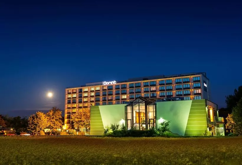 Отель Dorint Main Taunus Zentrum Frankfurt Sulzbach