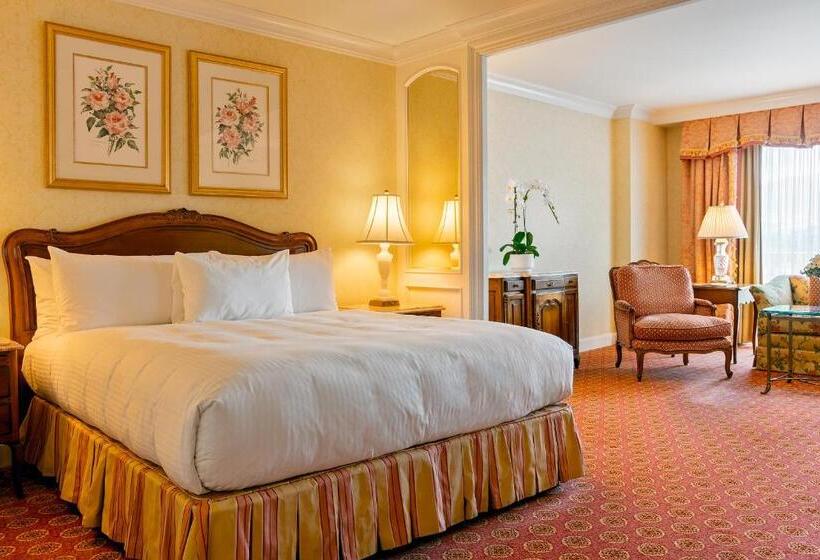 هتل Grand America