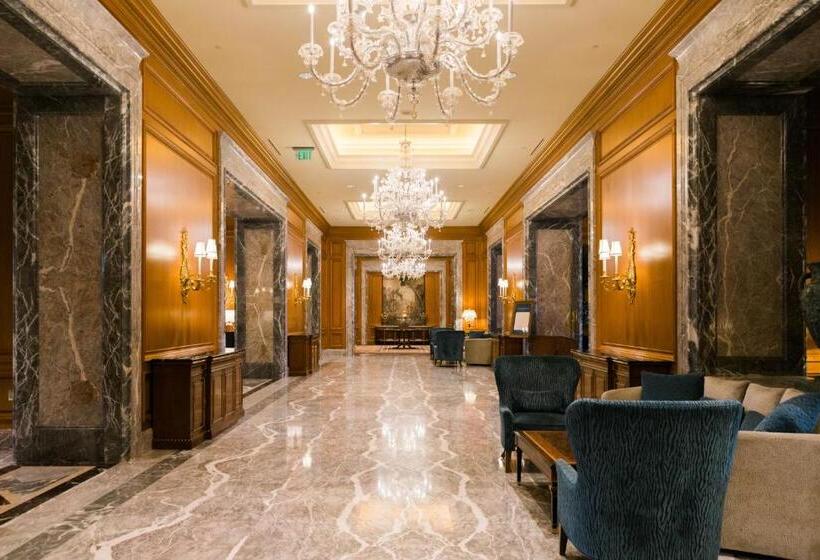 هتل Grand America