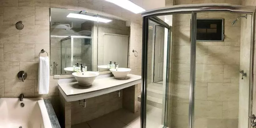 בית מלון כפרי San Remo