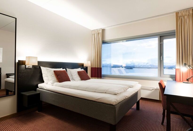 בית מלון כפרי Scandic Seilet