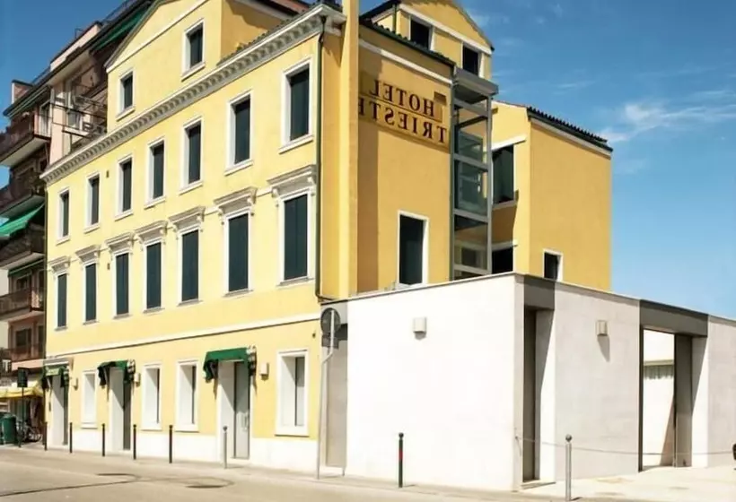 Szálloda Trieste