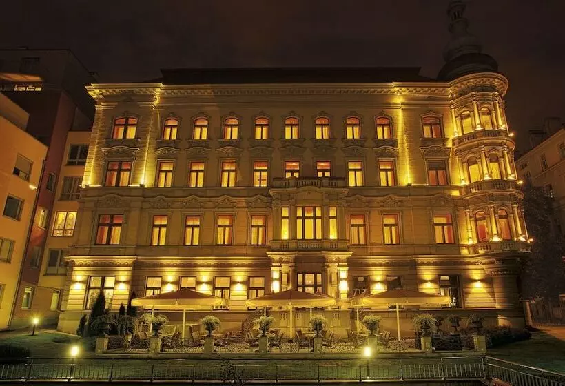Le Palais Art Hotel Prague