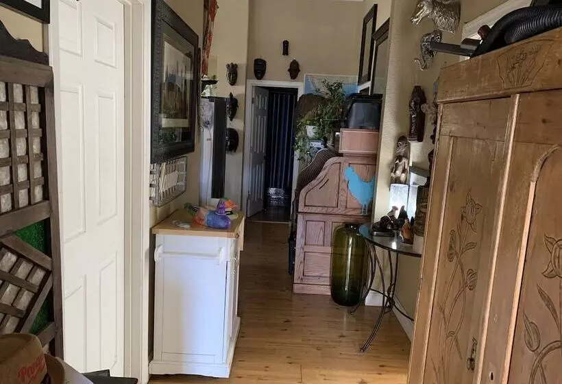 تختخواب و صبحانه Dream Catcher