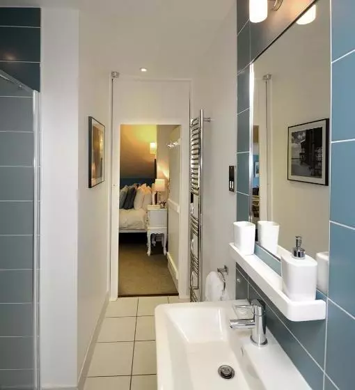 Corner House Bed & Breakfast