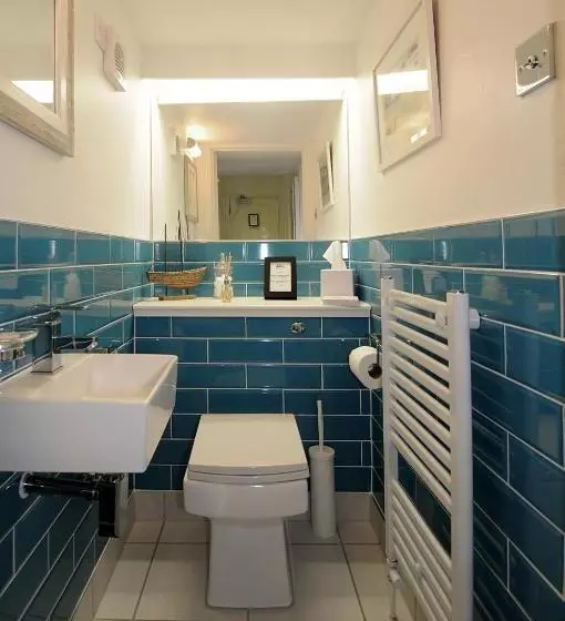 Corner House Bed & Breakfast