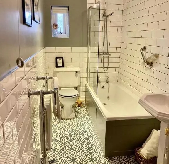 Corner House Bed & Breakfast