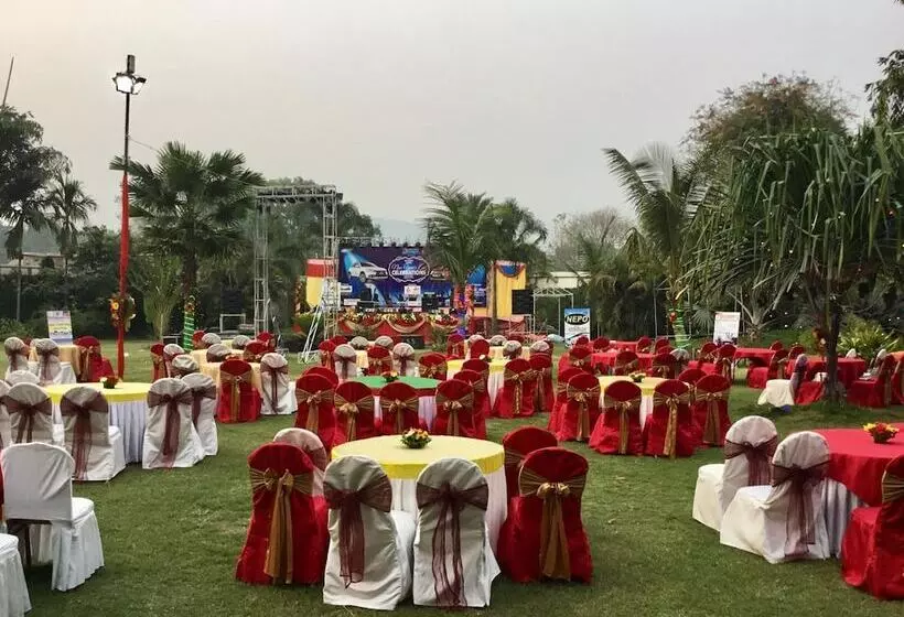 هتل Central Palms