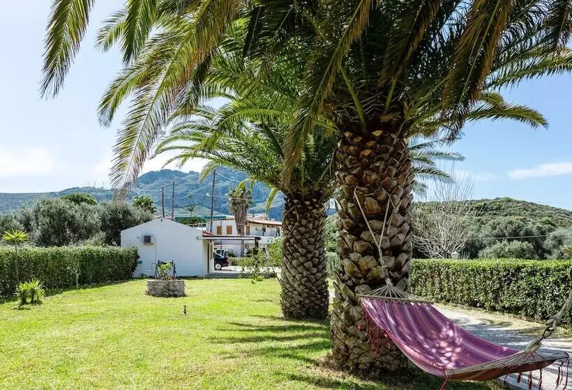 Majatalo Santa Maria Studios & Apartments