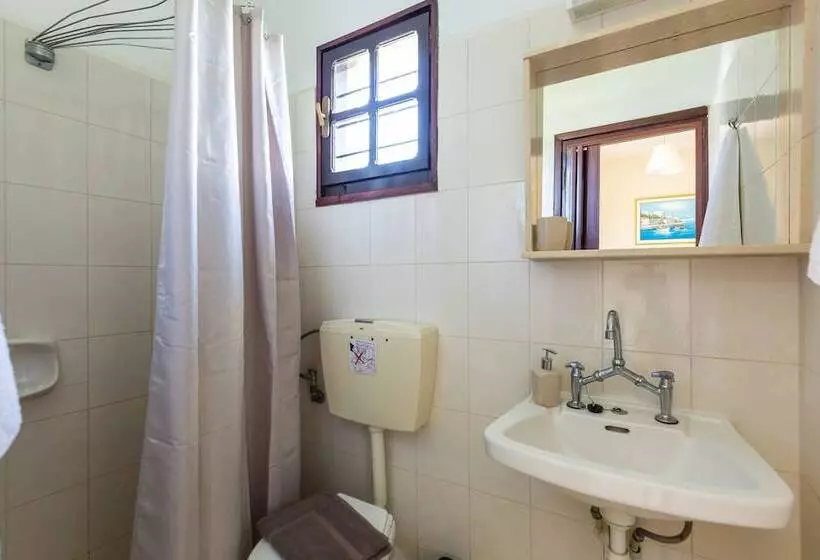 Majatalo Santa Maria Studios & Apartments